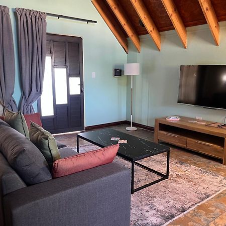 Camdeboo Place Dullstroom Extérieur photo