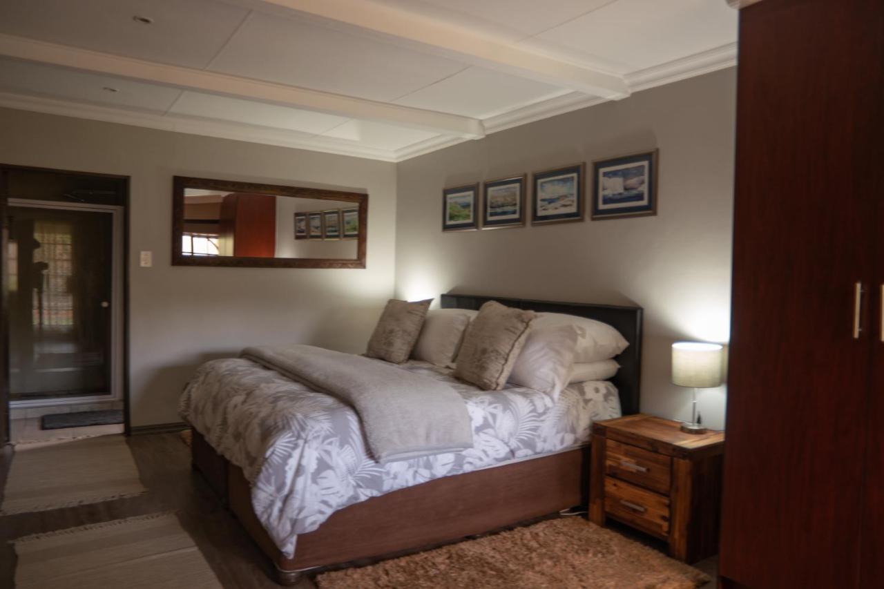Camdeboo Place Dullstroom Extérieur photo