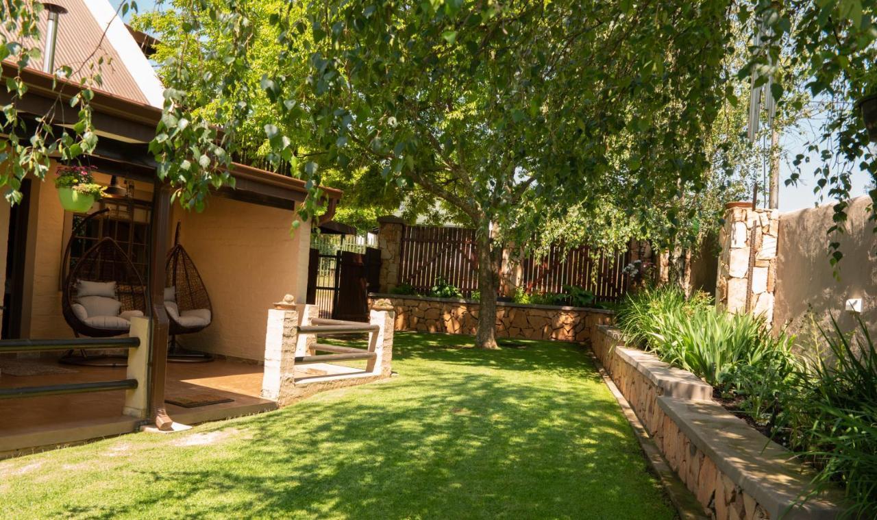 Camdeboo Place Dullstroom Extérieur photo