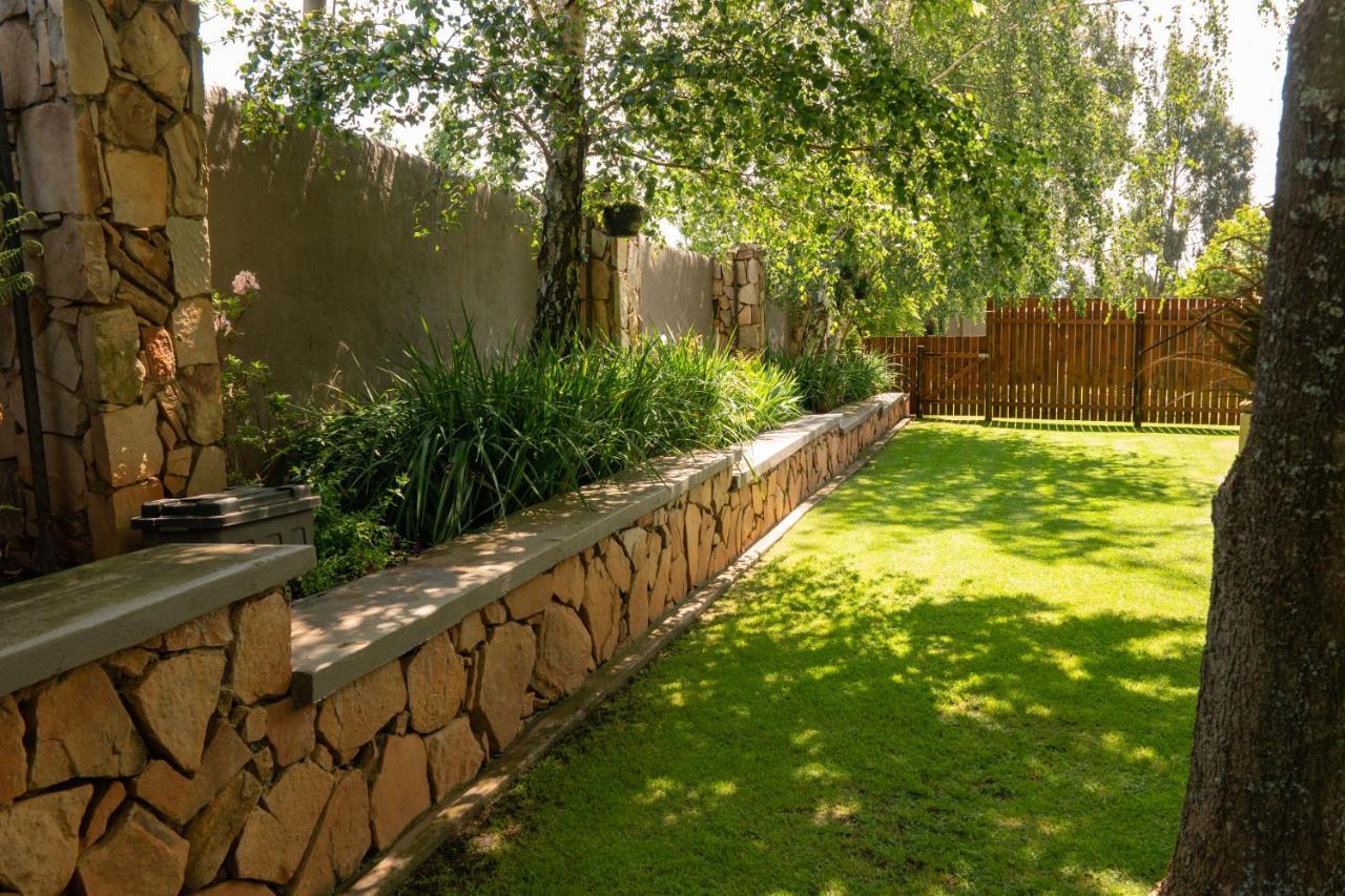 Camdeboo Place Dullstroom Extérieur photo