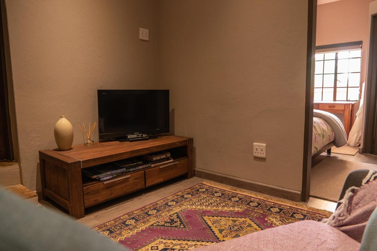 Camdeboo Place Dullstroom Extérieur photo
