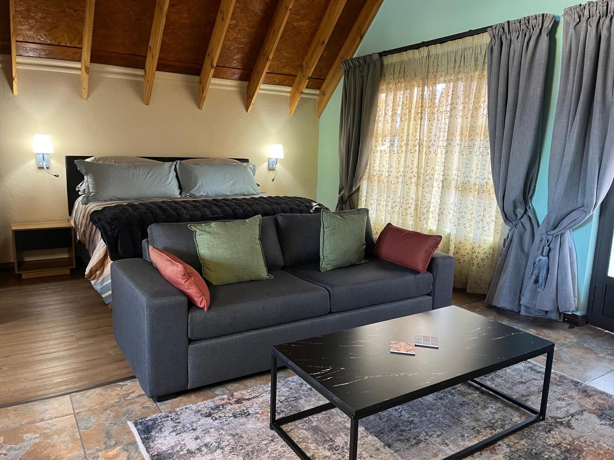 Camdeboo Place Dullstroom Extérieur photo